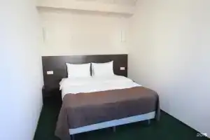 Hotel «V&V», Адлер