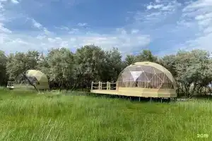 Глэмпинг Поляна, Жанааул