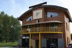 Гостиница «Огненная Лошадь», Омск