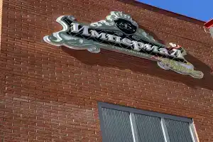Гостиница «Империал», Маркс