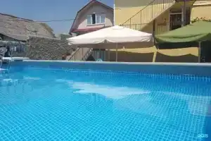 Домик у моря Связной 8