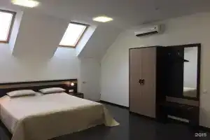 Отель «Олимпик», Кущёвская