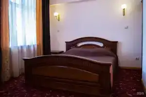 Гостиница «Восток», Шахты
