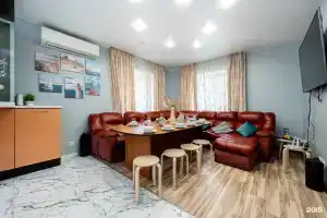 Айрент Апарт, Морье