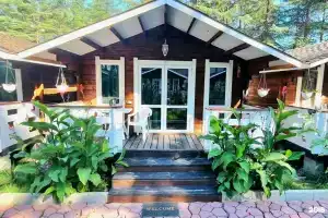 Гостевой дом «EcoHouse», Пицунда