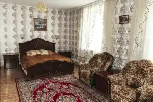 Гостиница «Фортуна», Залари