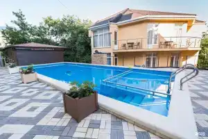 Отель «Юг Альянс», Новомихайловский