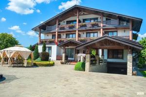 Отель «Усадьба Парфенова», Каменномостский