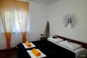 Черная Жемчужина, Ужгород