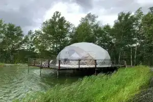 Глэмпинг «Шале на воде», Краснореченское