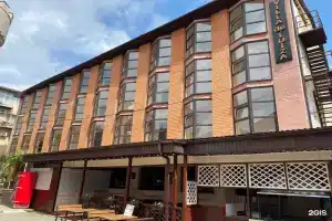 Вилла де Луиза, Лазаревское