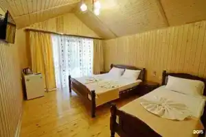 Mini Hotel Green House, Пицунда