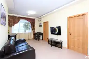 Айва, Новосибирск