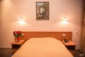 VIP House Hotel , Самара