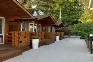 Good House Abh, Гудаута