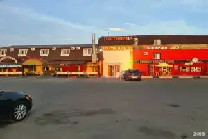 Гостиница «Тихая гавань», Пичуга