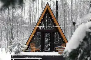 Глэмпинг Deep Lake House, Правдино