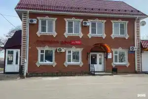 Гостиница «Тройка», Верхний Мамон