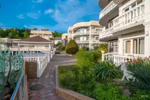 Гостиница «Sea Family & Spa», Головинка