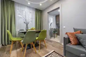 Queenstay, Москва