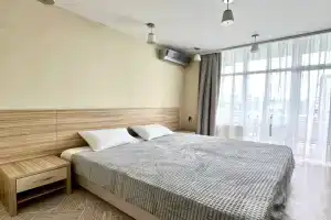 Светлана Голд, Луганск