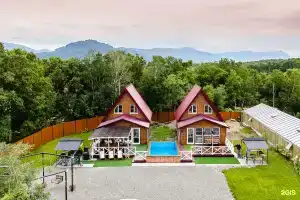 Два Дома, Паратунка