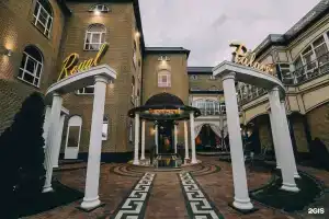 Гостиница «Caesar Royal Palace», Ростов-на-Дону