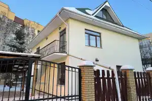 Apart seasons, Екатеринбург