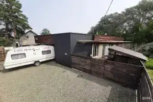 Дом с бассейном и баней «Дубки Дачная 233», Оренбург