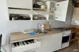 Эллинг «Южный ветер», Лоо