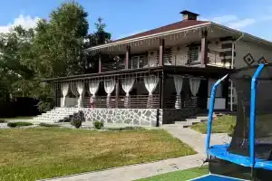 Коттедж со своей территорией и дизайнерским ремонтом в Кстовском районе