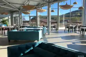 Шато «Красный кот» в Хасанском районе