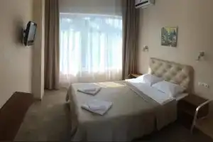 Гостевой дом «Айсберг», Птицефабрика