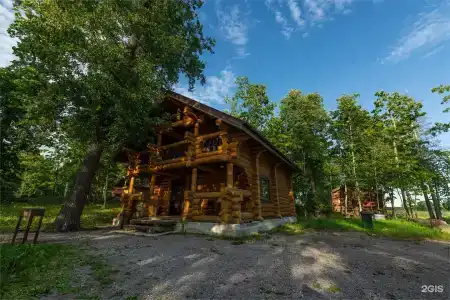 Яркое - 216