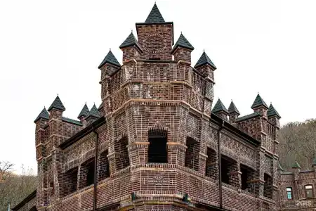 Durso Tower - 31