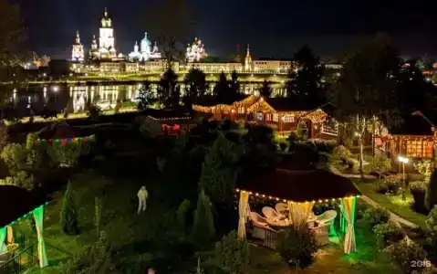 Дивный дворик - 86