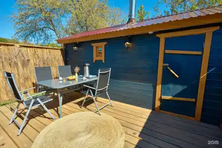 Yurt Resort - 16