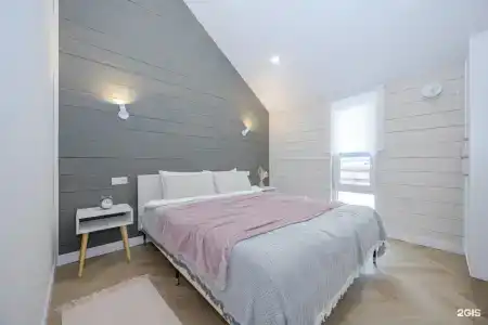 Family Home - 8