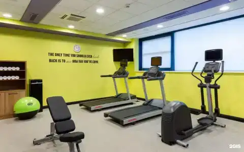Hampton By Hilton - 9