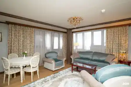 Губернский - 106