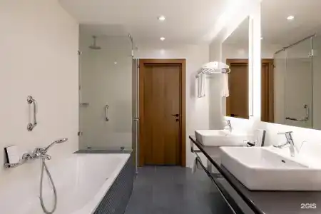Radisson Blu Hotel - 30