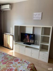 Виноградова, 8 - 26