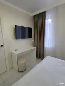 Владимирский - 85