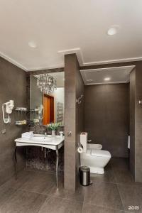 Амбассадори - 108