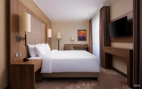 DoubleTree by Hilton - 67