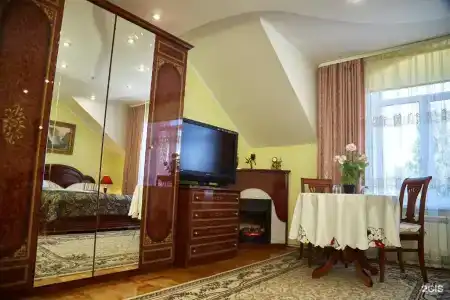 ВИП отель - 107