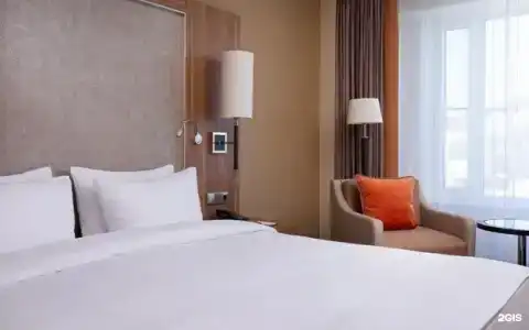DoubleTree by Hilton - 56