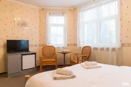 Гренч - 100