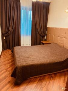 Savoy Petit - 78