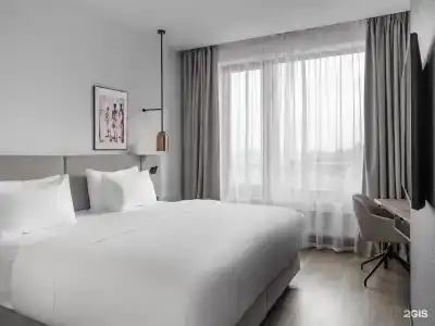 Radisson - 18